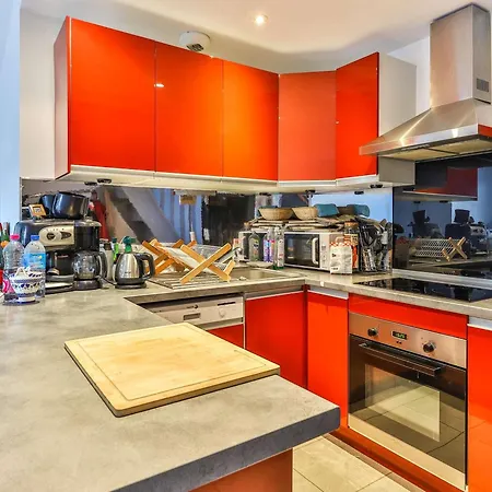 Maison Contemporaine Avec Terrasse, 6 Couchages, Centre-ville - Fr-1-877-42